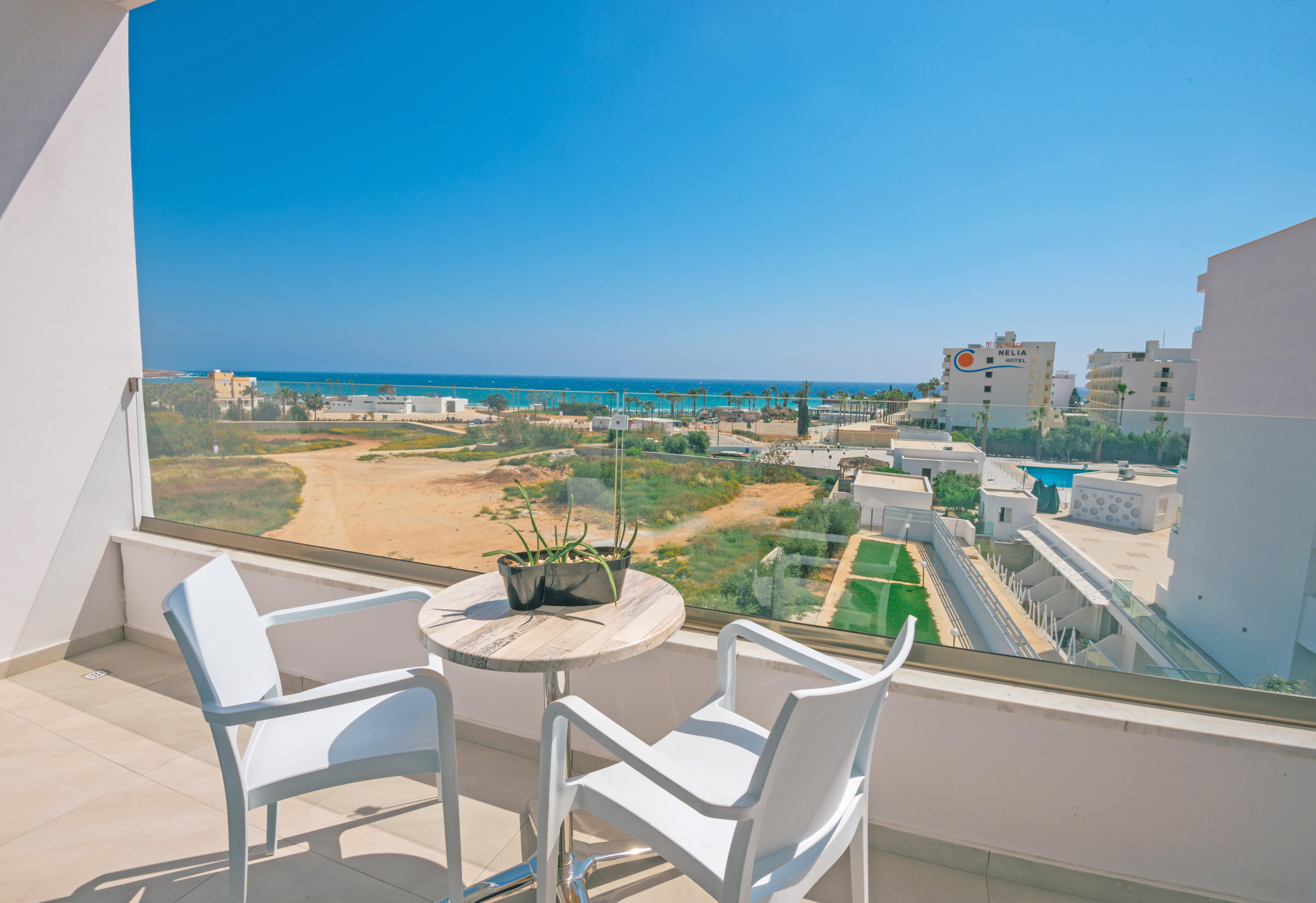 New Famagusta Hotel & Suites Ayia Napa Exterior foto