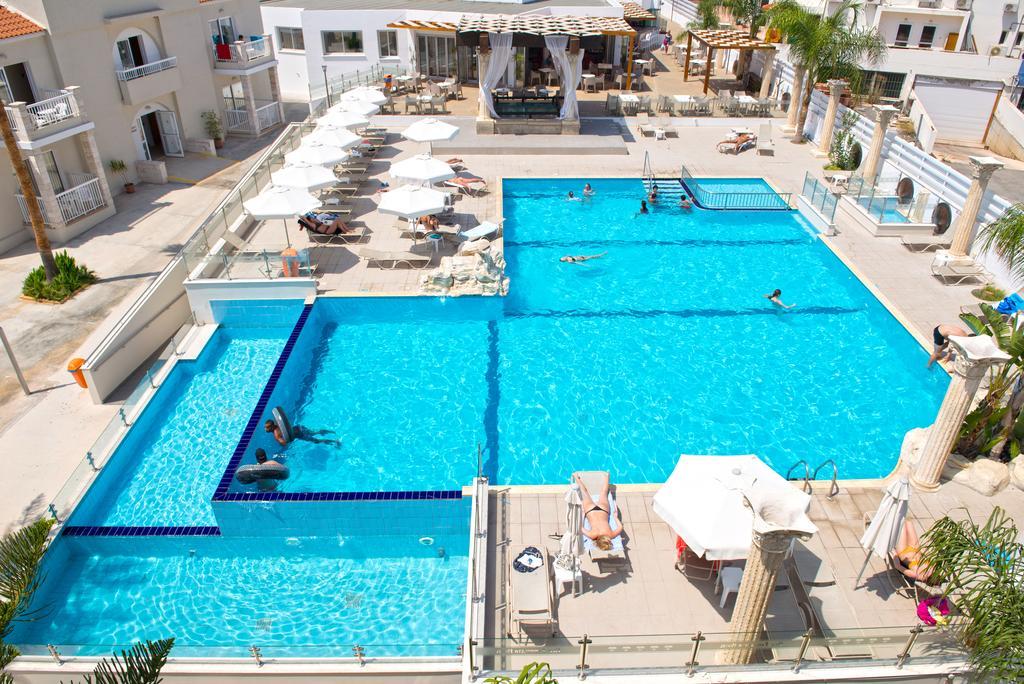 New Famagusta Hotel & Suites Ayia Napa Exterior foto