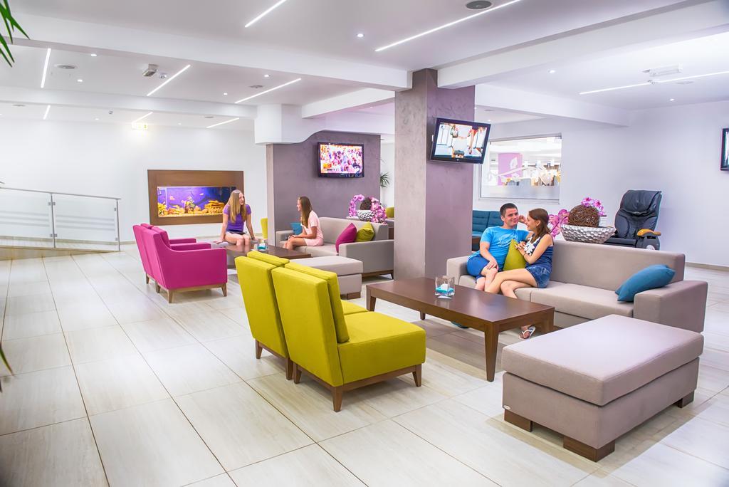 New Famagusta Hotel & Suites Ayia Napa Exterior foto